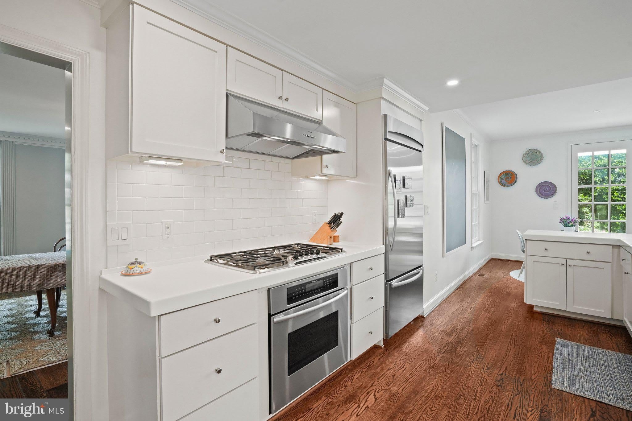 5320 ALBEMARLE Street – photo 4