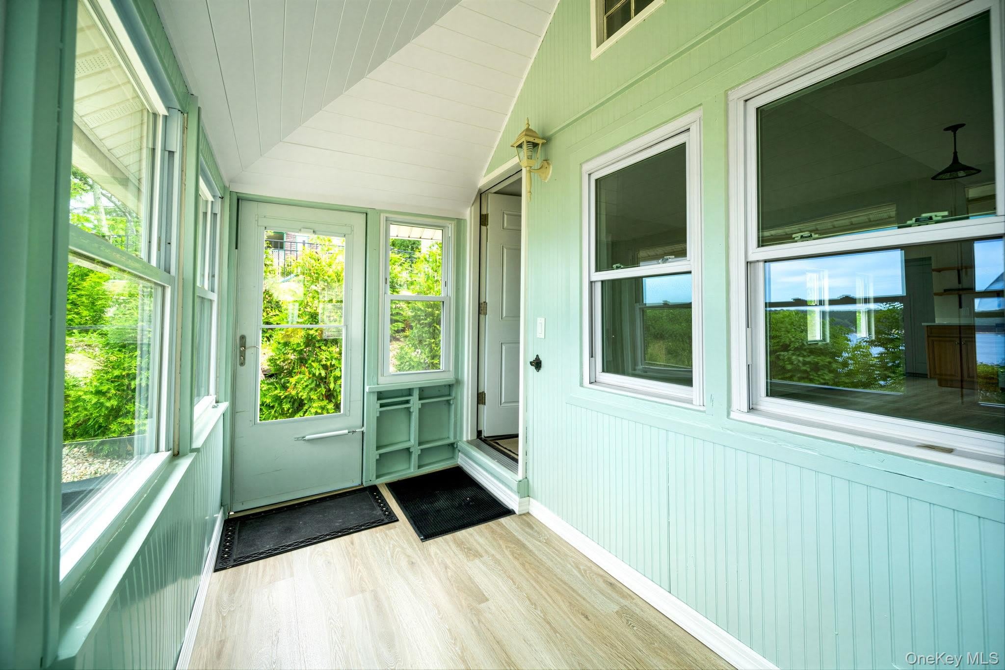 27 Walnut Avenue – photo 5