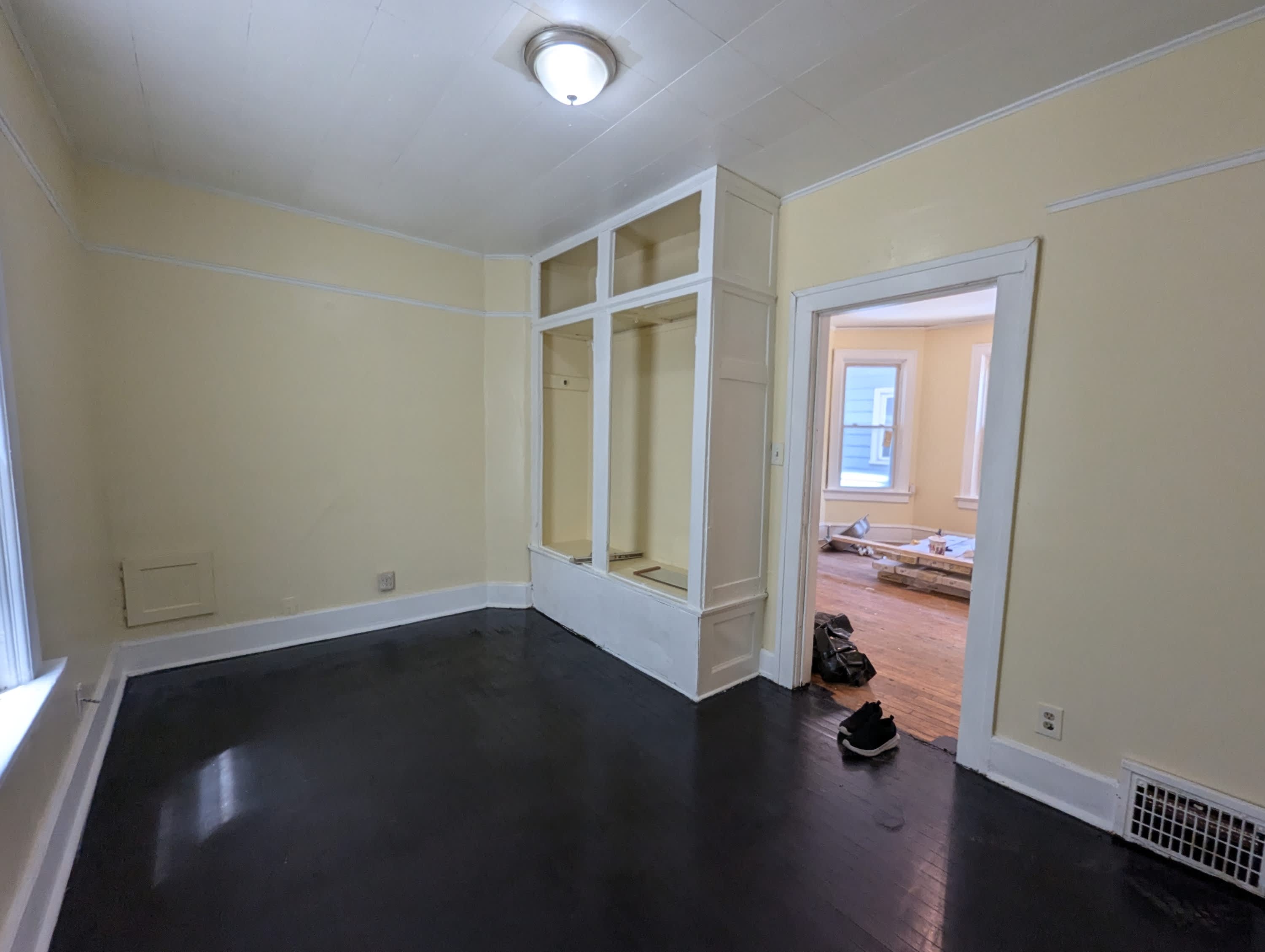 1304 West Ring Street – photo 5