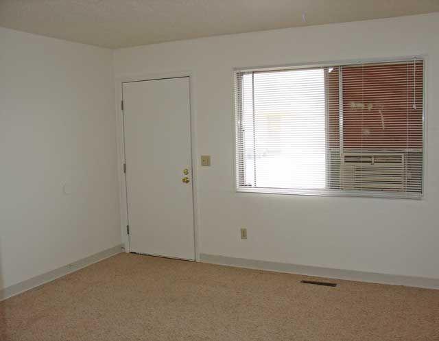 810 Crist Dr. – photo 2