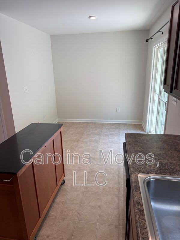 126A Fernside Court – photo 5