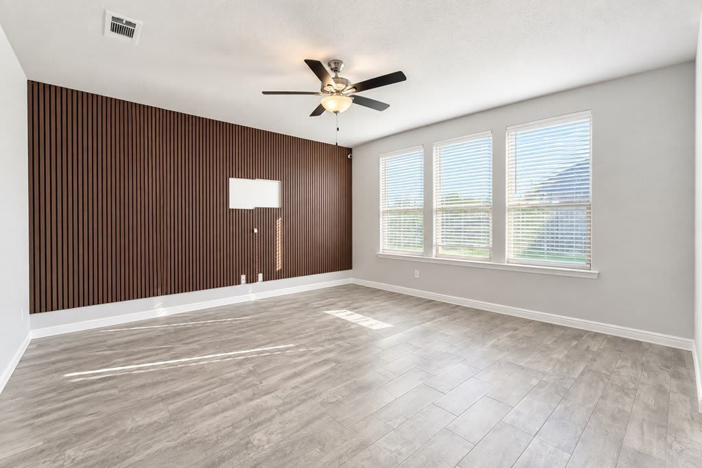 7103 OCONNOR RD – photo 4