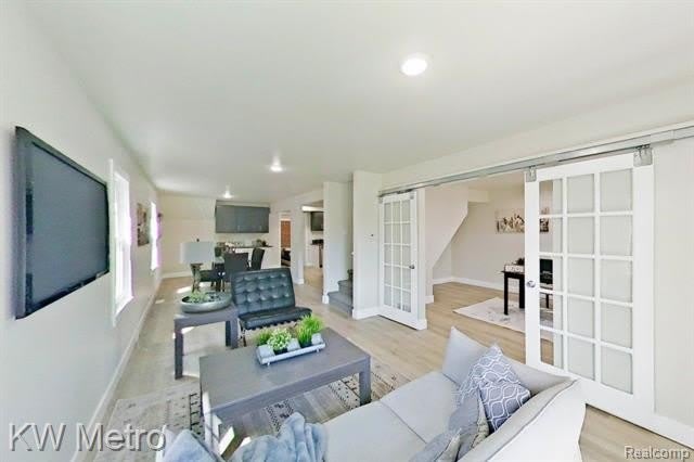 695 Livernois Street – photo 3