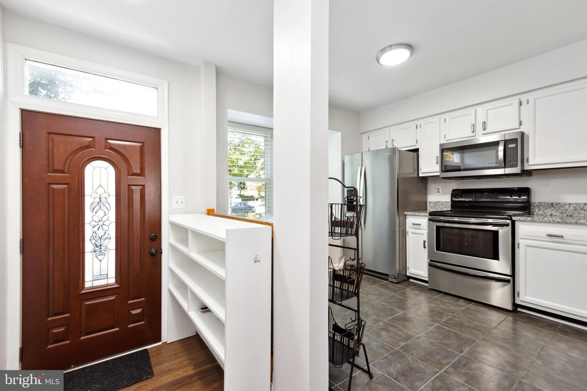 9525 CLOCKTOWER Lane – photo 3