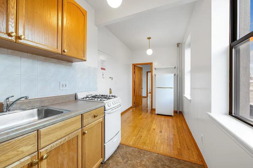 63 East 7th Street – photo 5