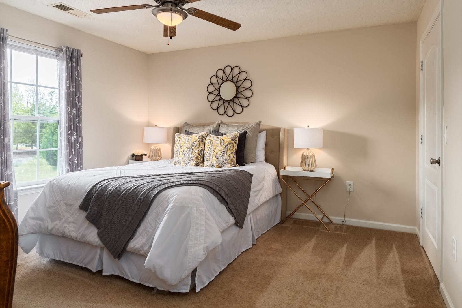 Available Now 2 Bedroom 2 Bath $1,299/mo – photo 5