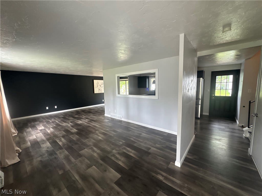 4173 Cambridge Avenue – photo 2