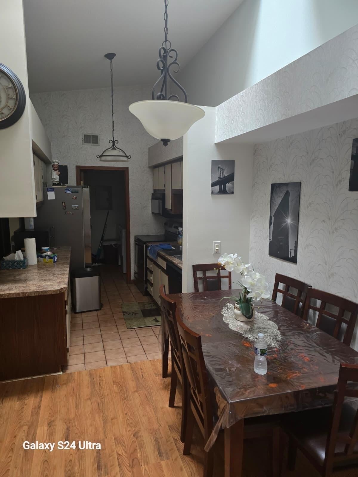 1695 Shoemaker Drive – photo 4
