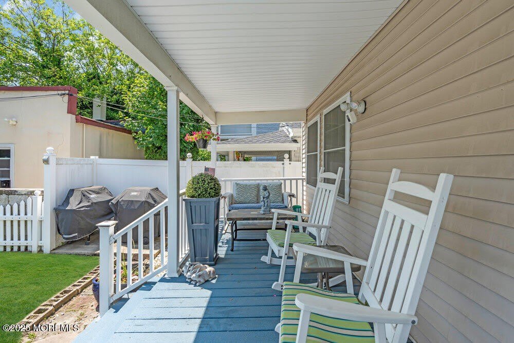608 Lareine Avenue – photo 4