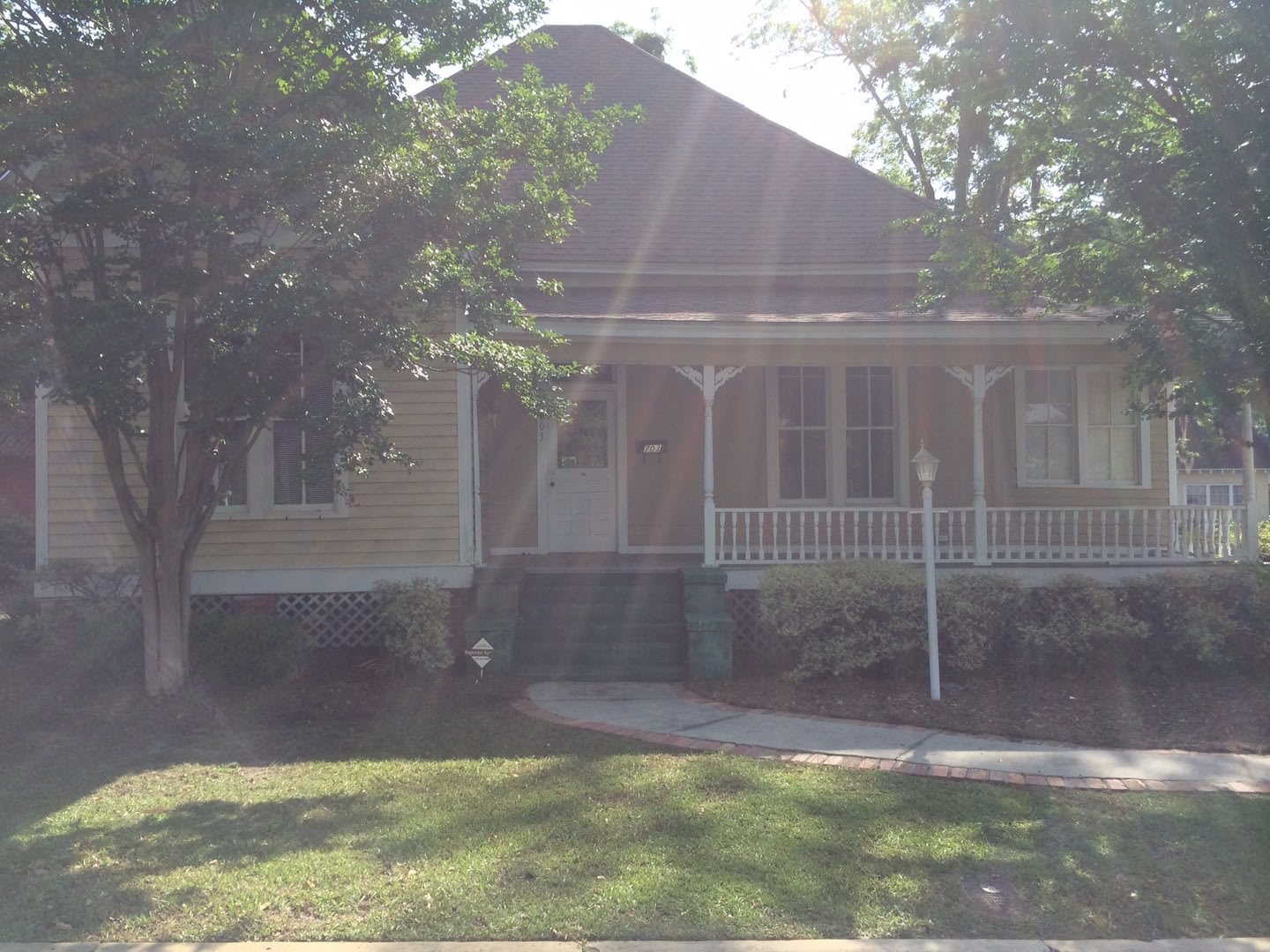 3 bedroom, 2 bath Historic Home Near Downtown Valdosta – photo 1
