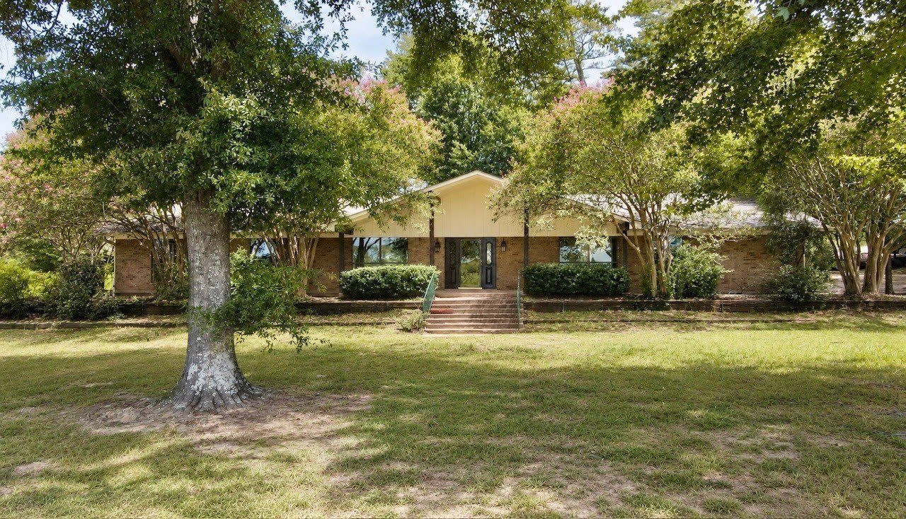5166 I-30 Service Road – photo 1