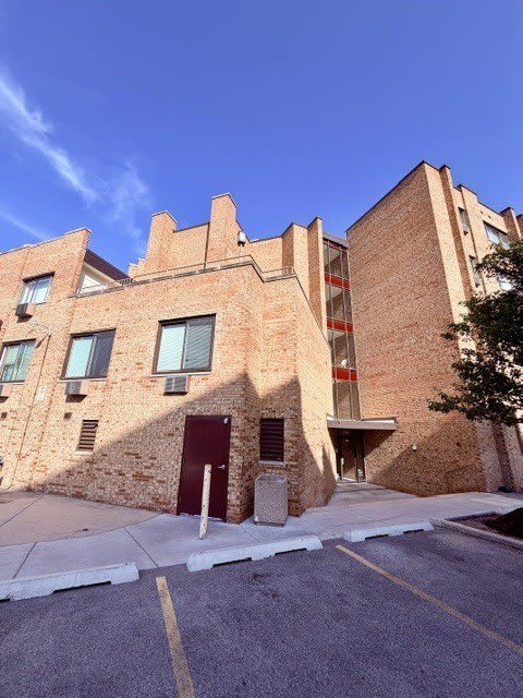 5348 N Cumberland Avenue – photo 1
