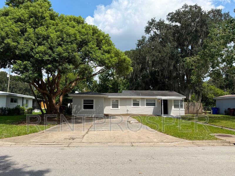 305 Pennsylvania Ave – photo 1