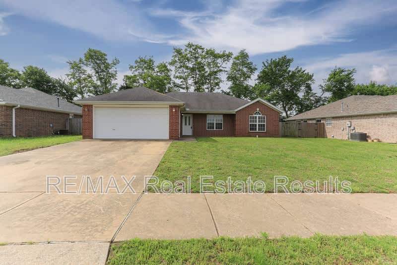 2505 SW 20th St – photo 3