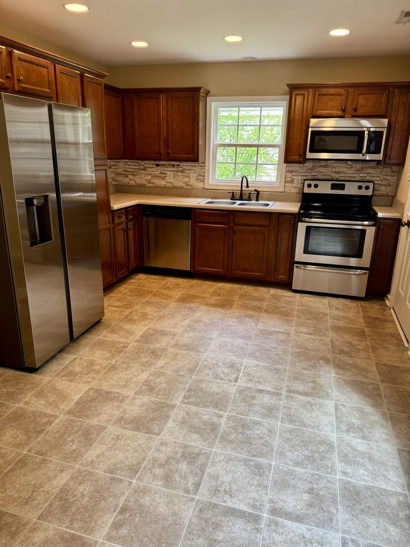 Charming 4 Bedroom 2 Bathroom Cape Cod Located In The Highly Sought After Midlothian Area Of Chesterfield County – photo 5