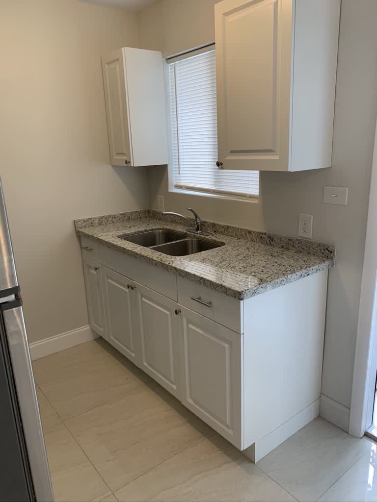 1521 Northeast 117th Street – photo 5