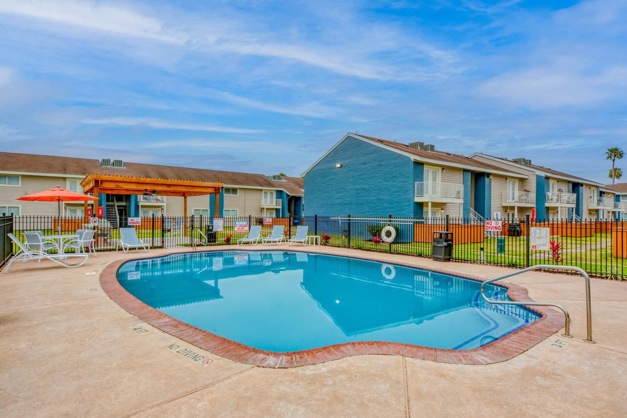 South Shore Coastal Living – photo 3