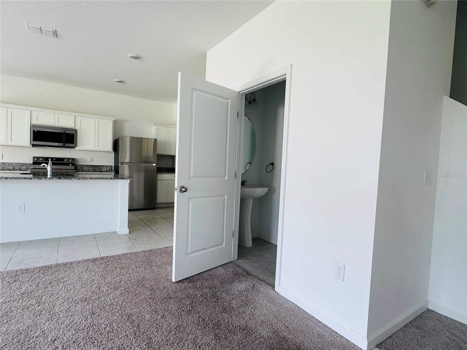 2669 BUTTERCUP Avenue – photo 5