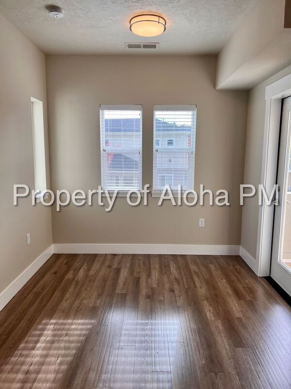 3558 E. Grand Forest Dr. – photo 4