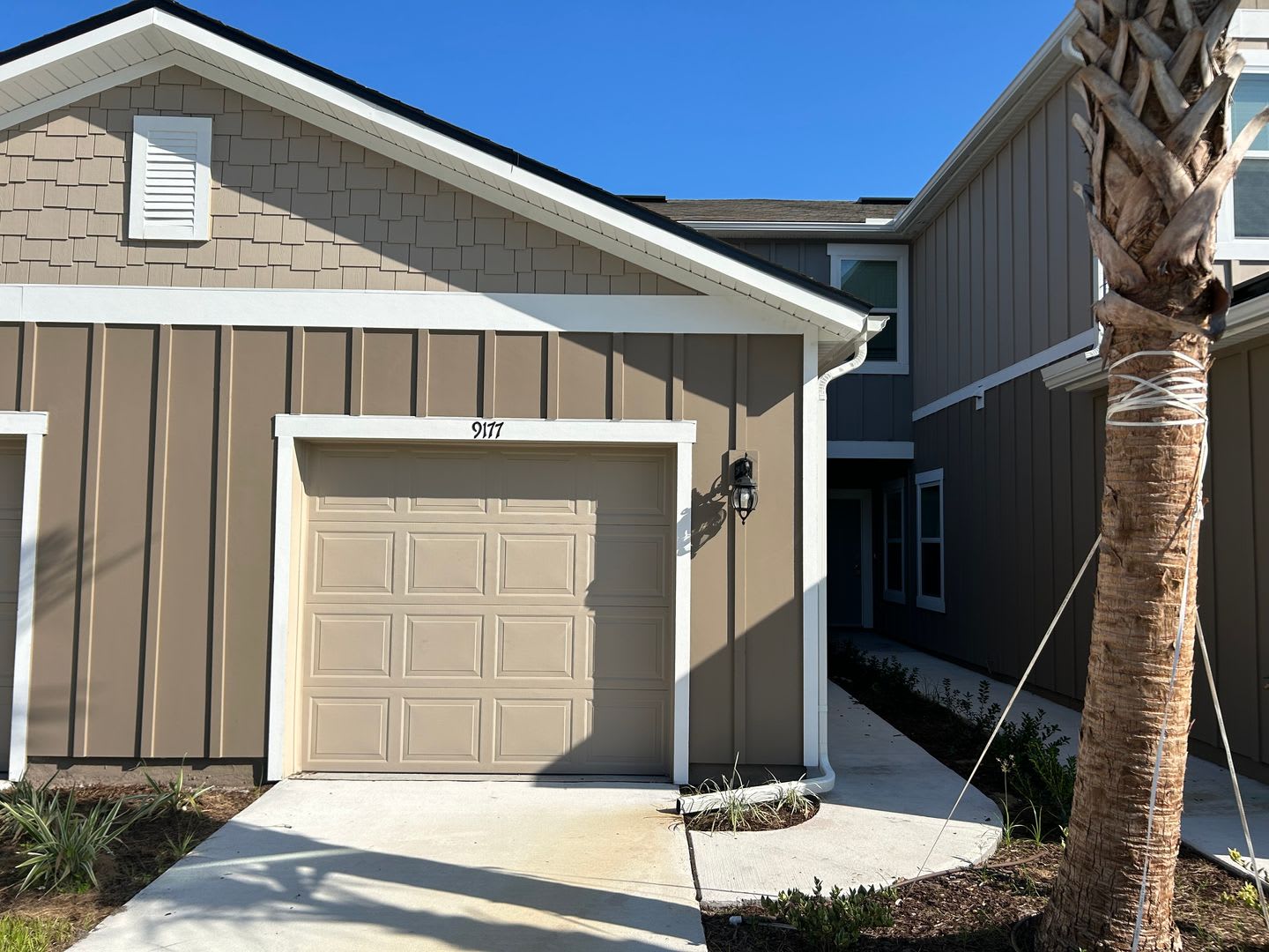 2/2.5 Townhome off Baymeadows! ALDEN LANDING – photo 2