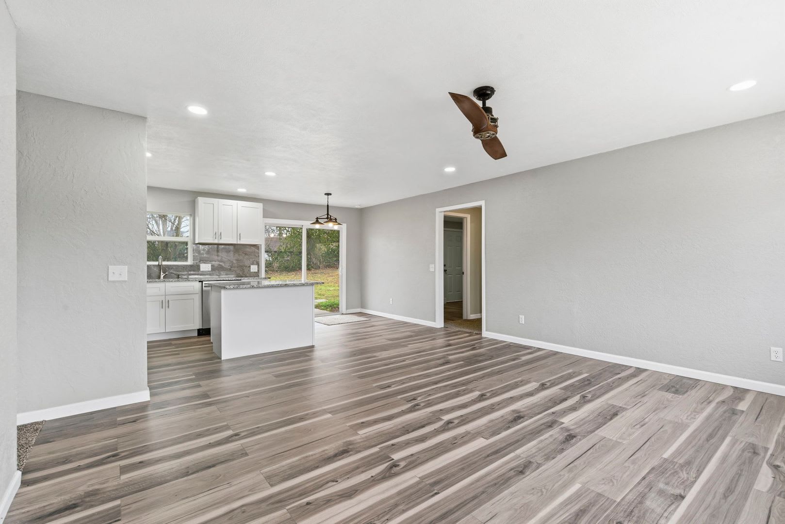 Newly Remodeled – photo 3
