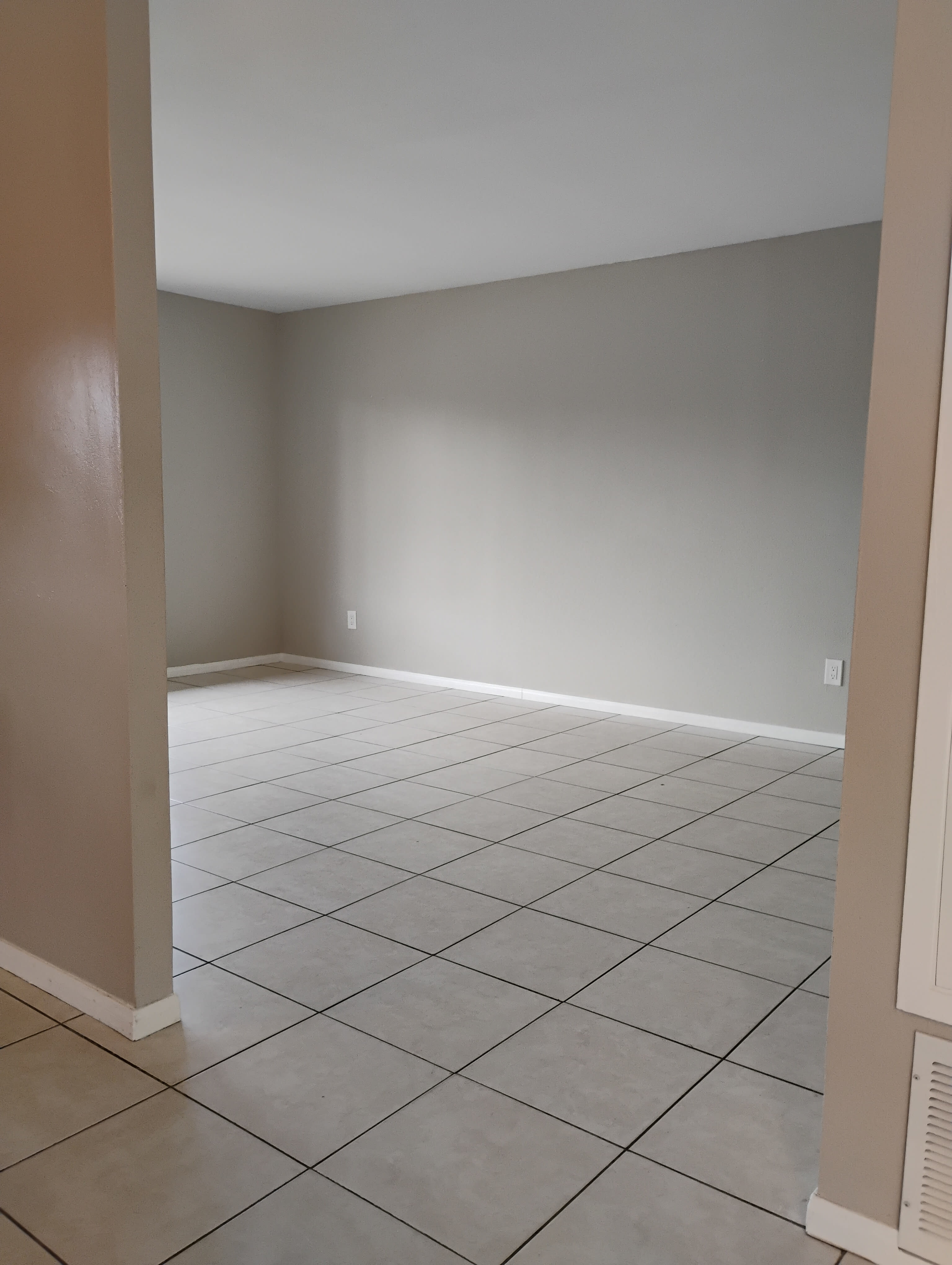 5360 Cervantes Ave – photo 5