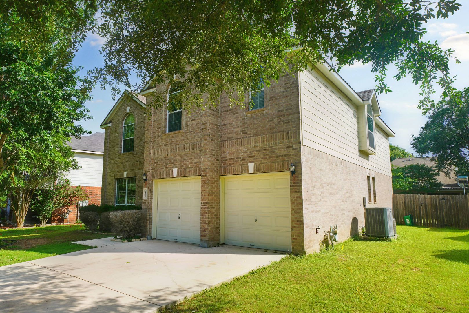 Gorgeous 5 Bedroom Home In Gated Subdivision Schertz Realtor Commmission 550 – photo 5