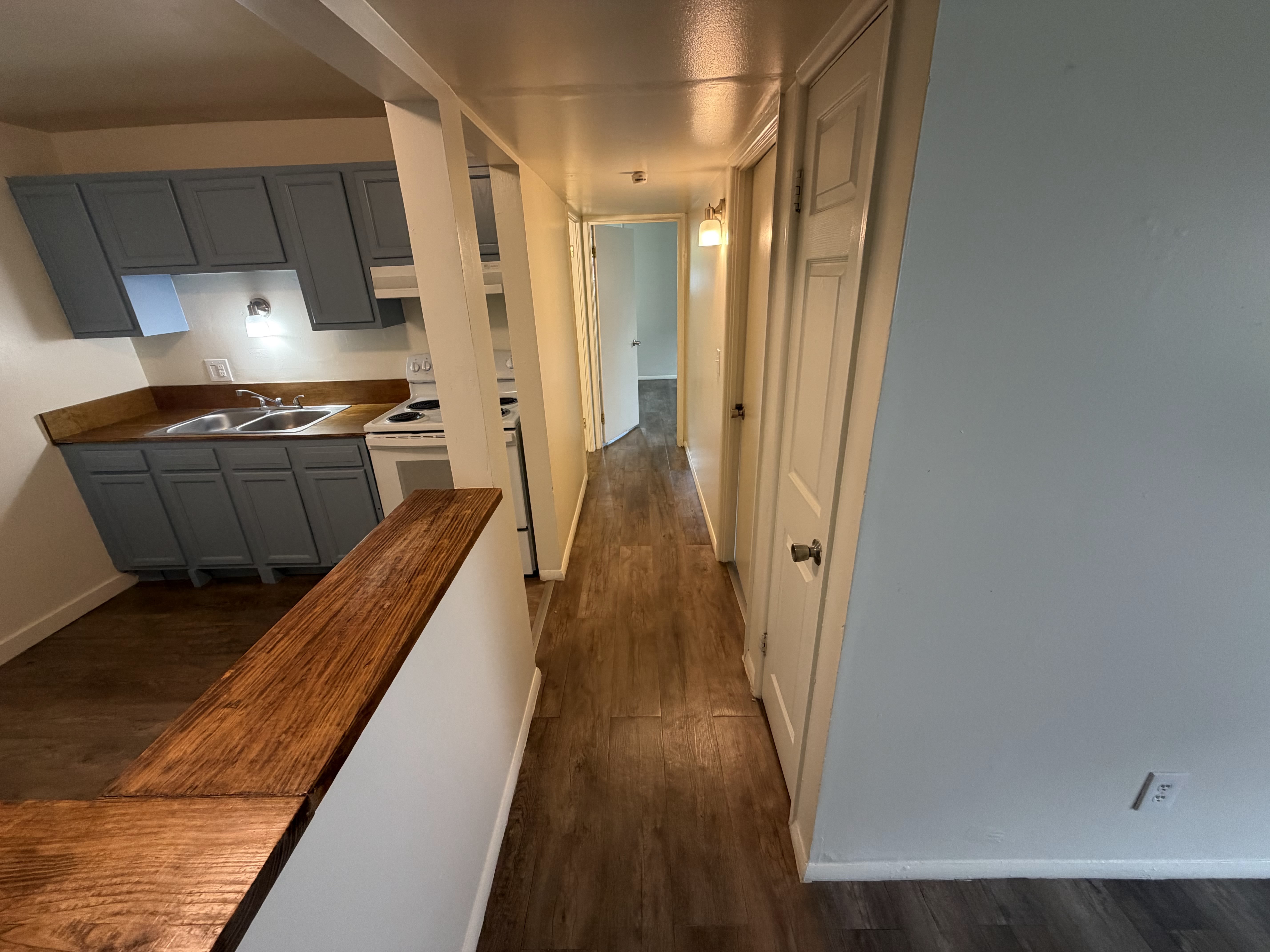 2505 Harrison Ave – photo 4