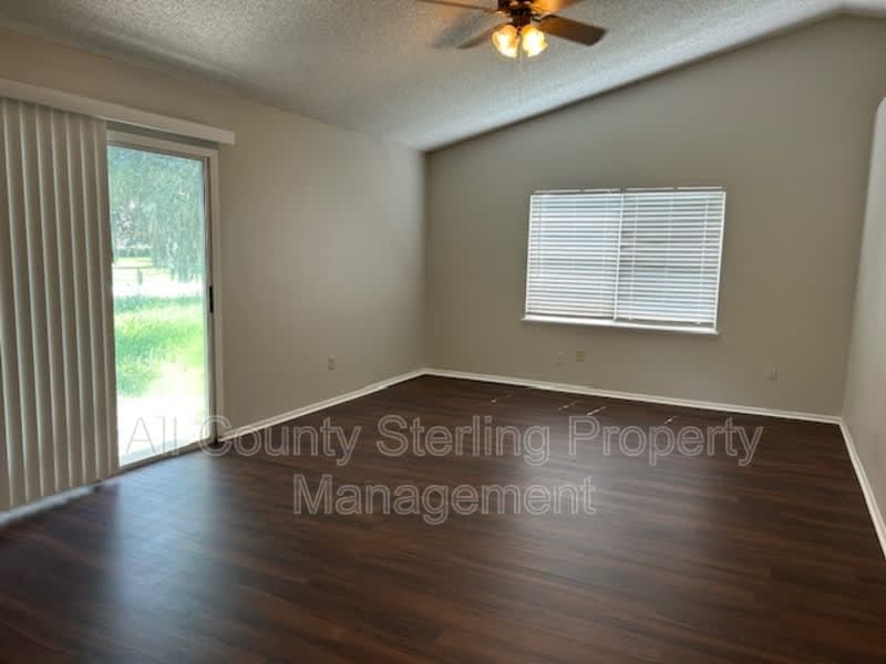 2261 St. Augustine – photo 4