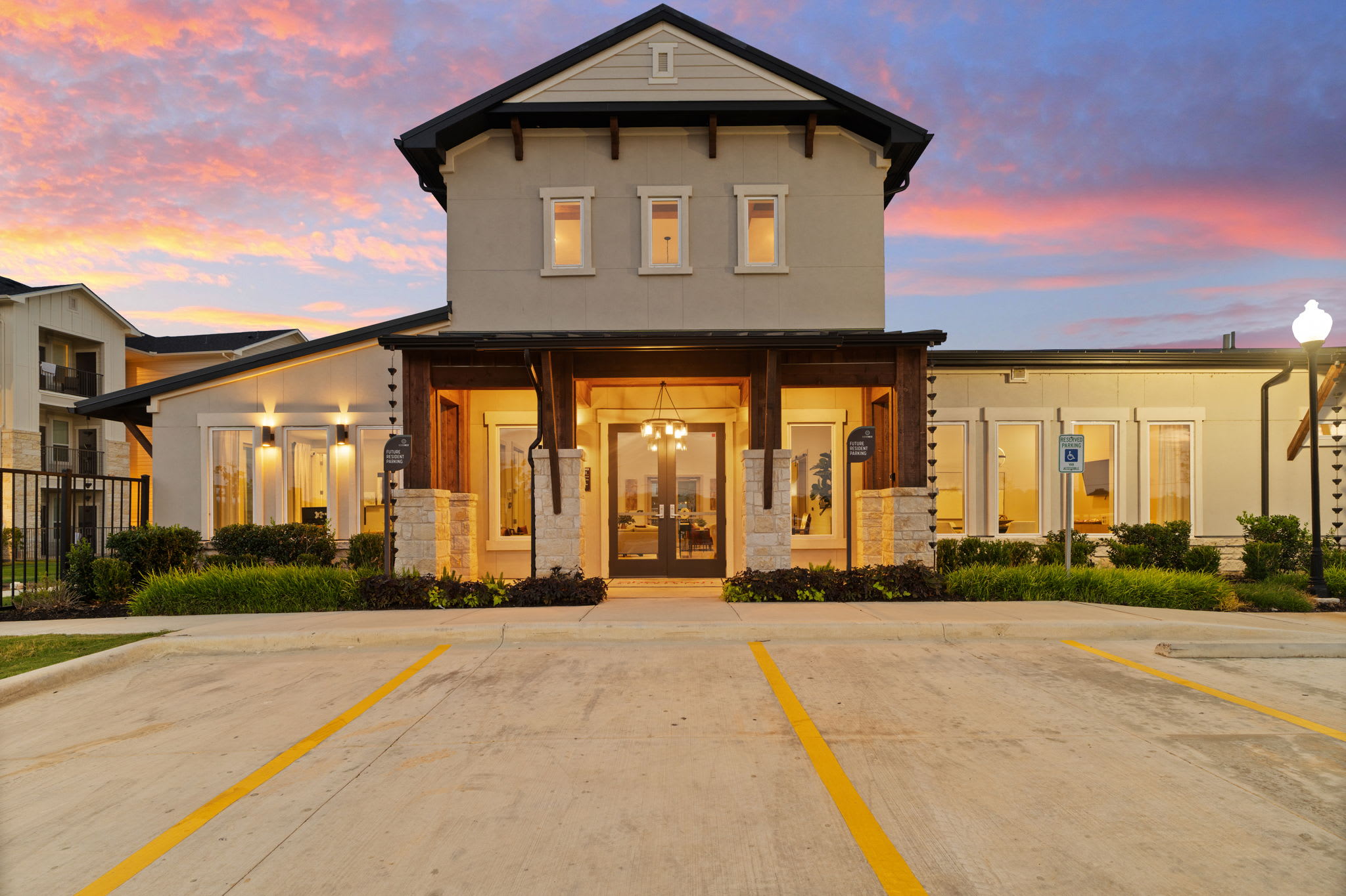 Eleven West – photo 3