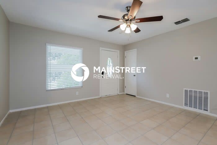 2812 47Th Avenue South – photo 2