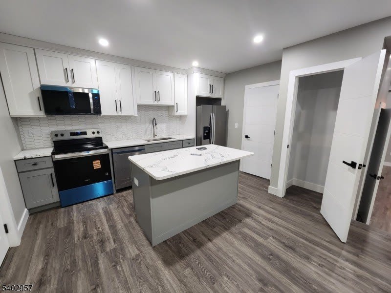 93 Hughes St – photo 5