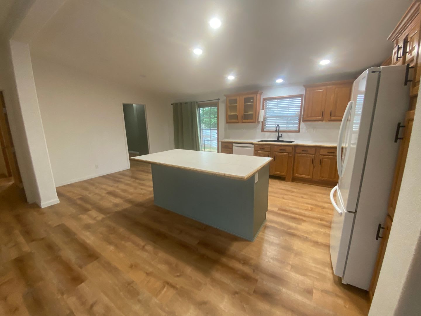 Charming 3-Bed, 2-Bath Home in Columbus, MT – Available for Rent! – photo 3