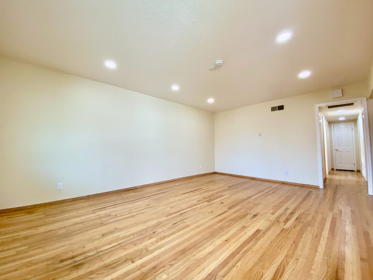 5025 Carm Avenue – photo 3