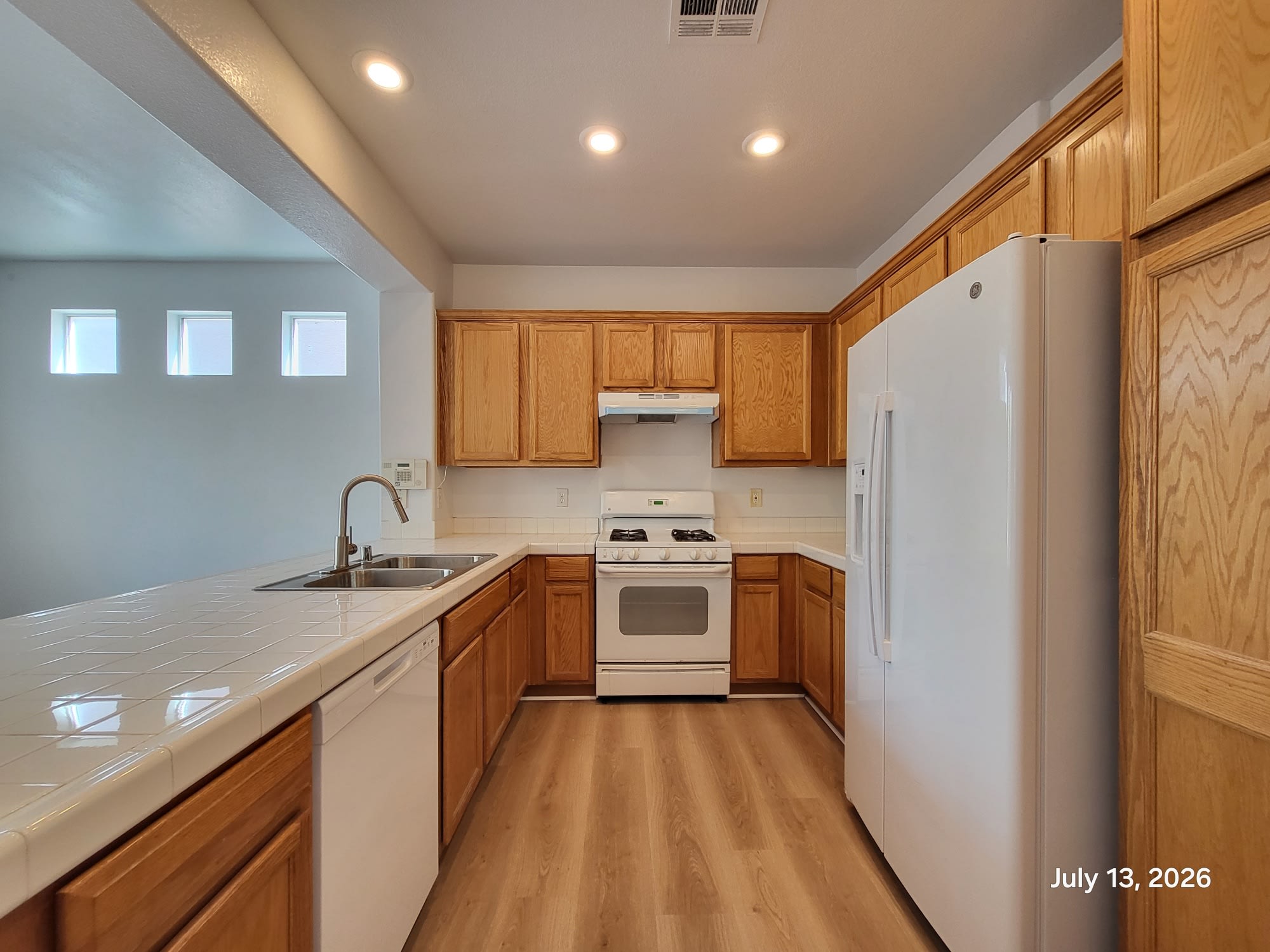 6142 Novelty St. – photo 4
