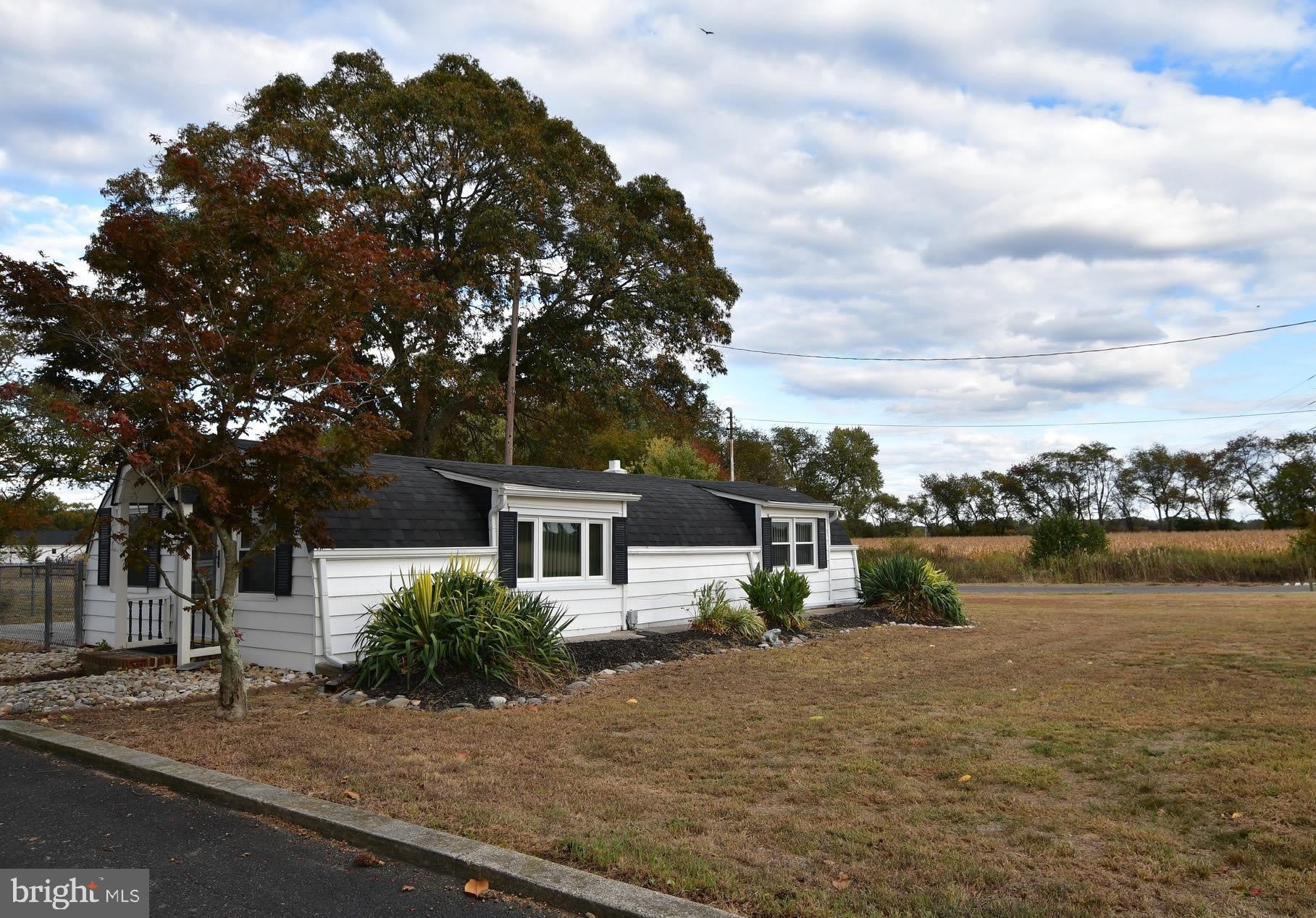 50 PALATINE Road – photo 2