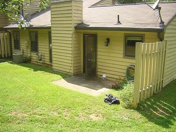 133 Sandalwood Cir – photo 5