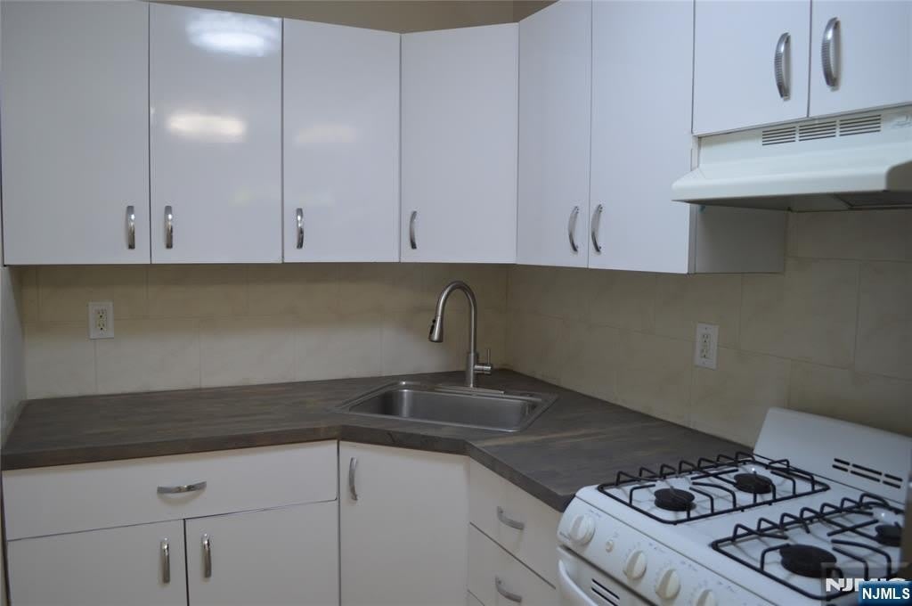 455 Fairview Avenue – photo 1