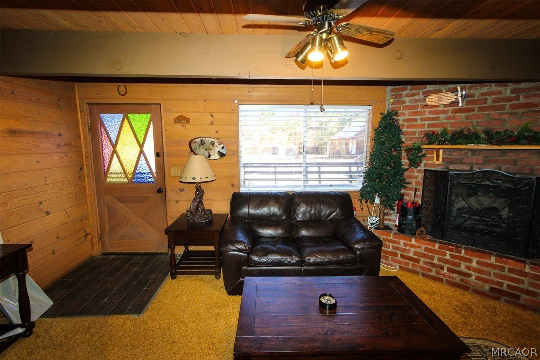 692 San Bernardino Avenue – photo 5