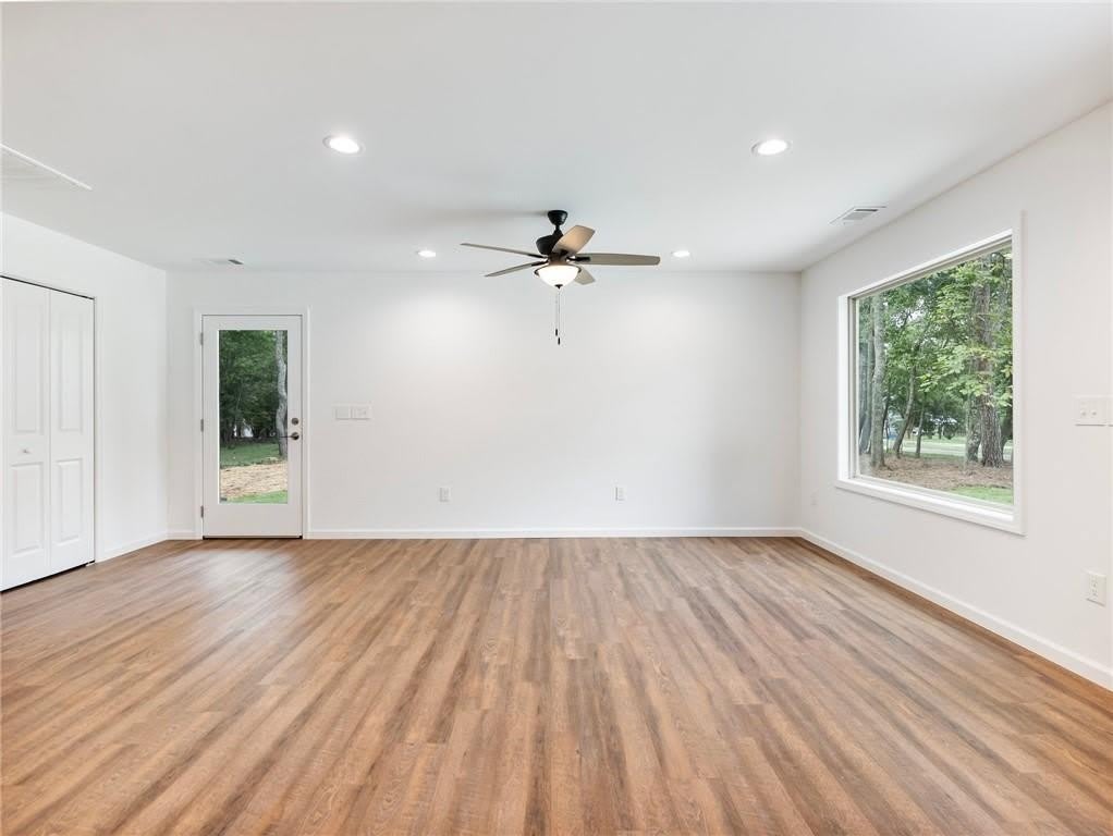 8083 Beachwood Drive – photo 5