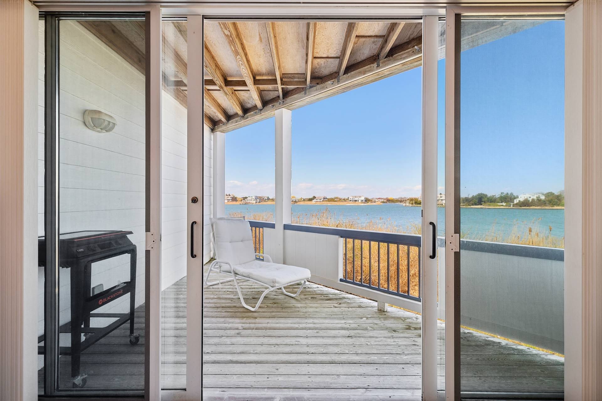 250 Dune Road – photo 4
