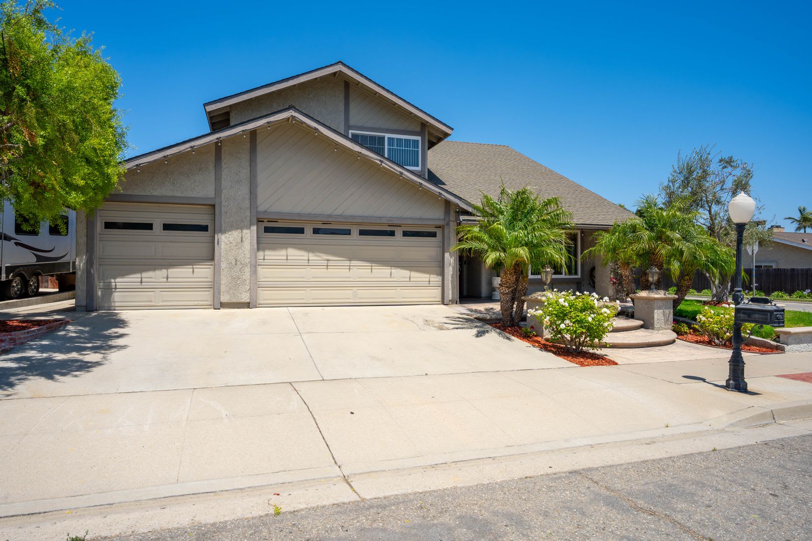 Beautiful 3-Bedroom Home with an Entertainer's Backyard in Desirable Montalvo Neighborhood! – photo 2