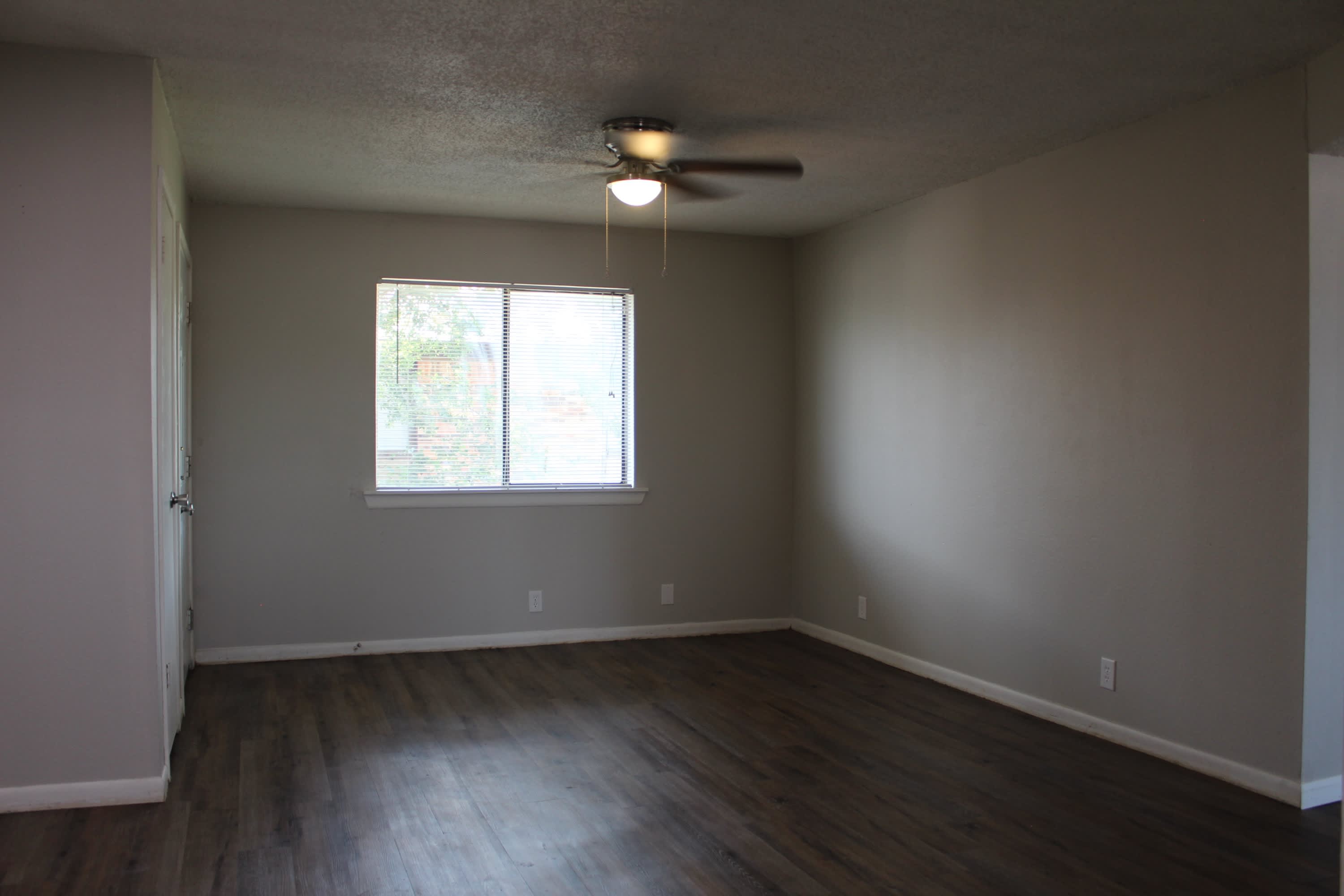 2145 8th Street – photo 2