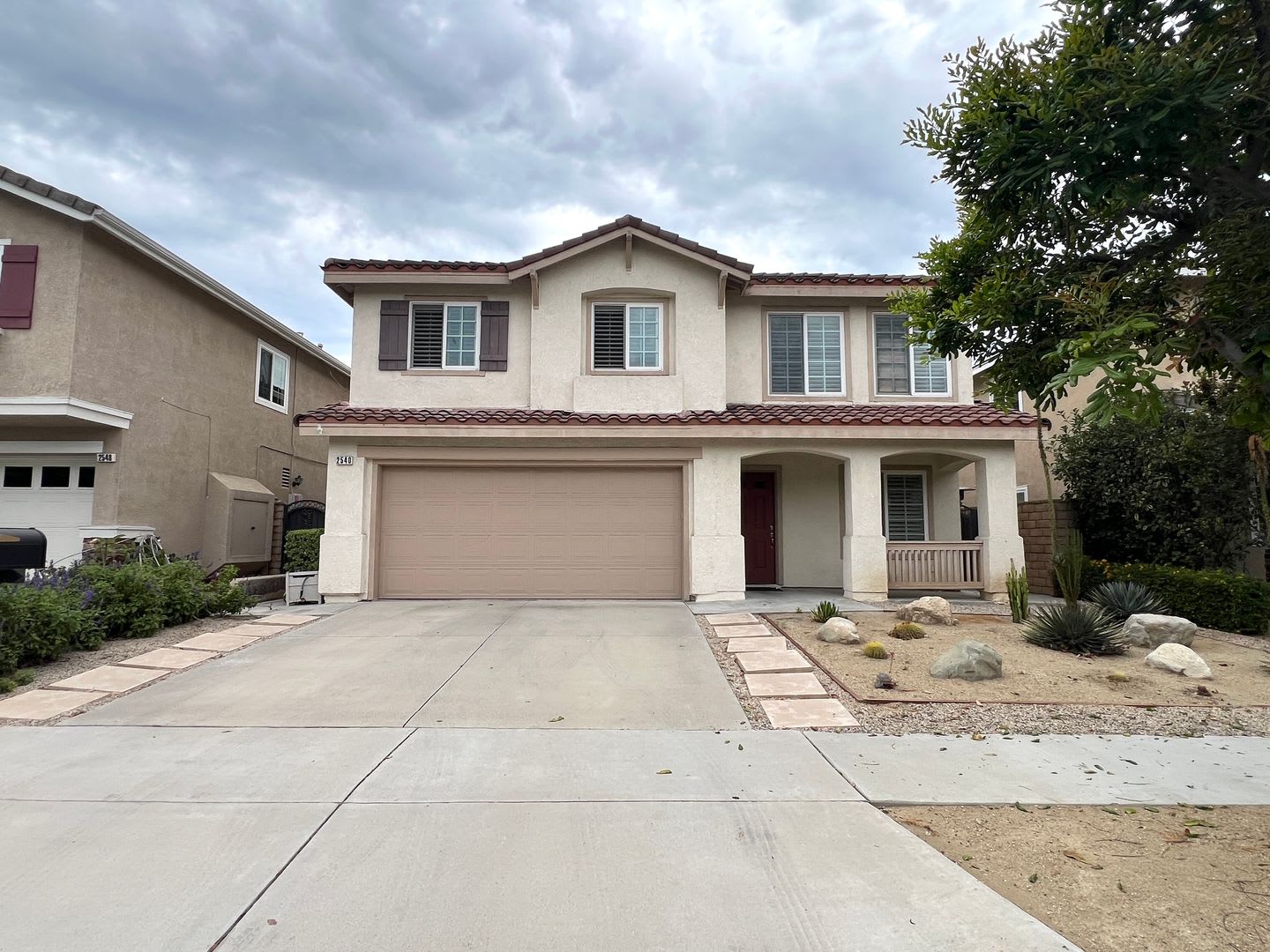 Tustin 3 bed 2.5 bath + office and bonus room – photo 2