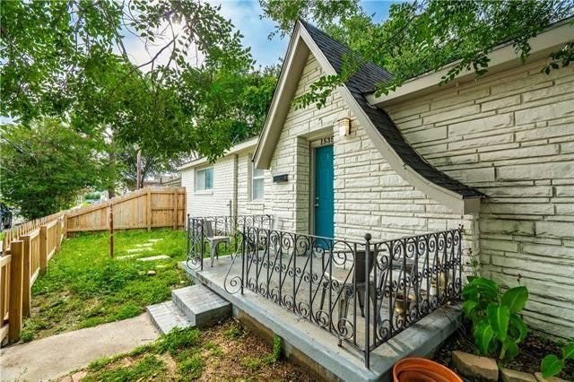 1535 HARRISON Avenue – photo 2