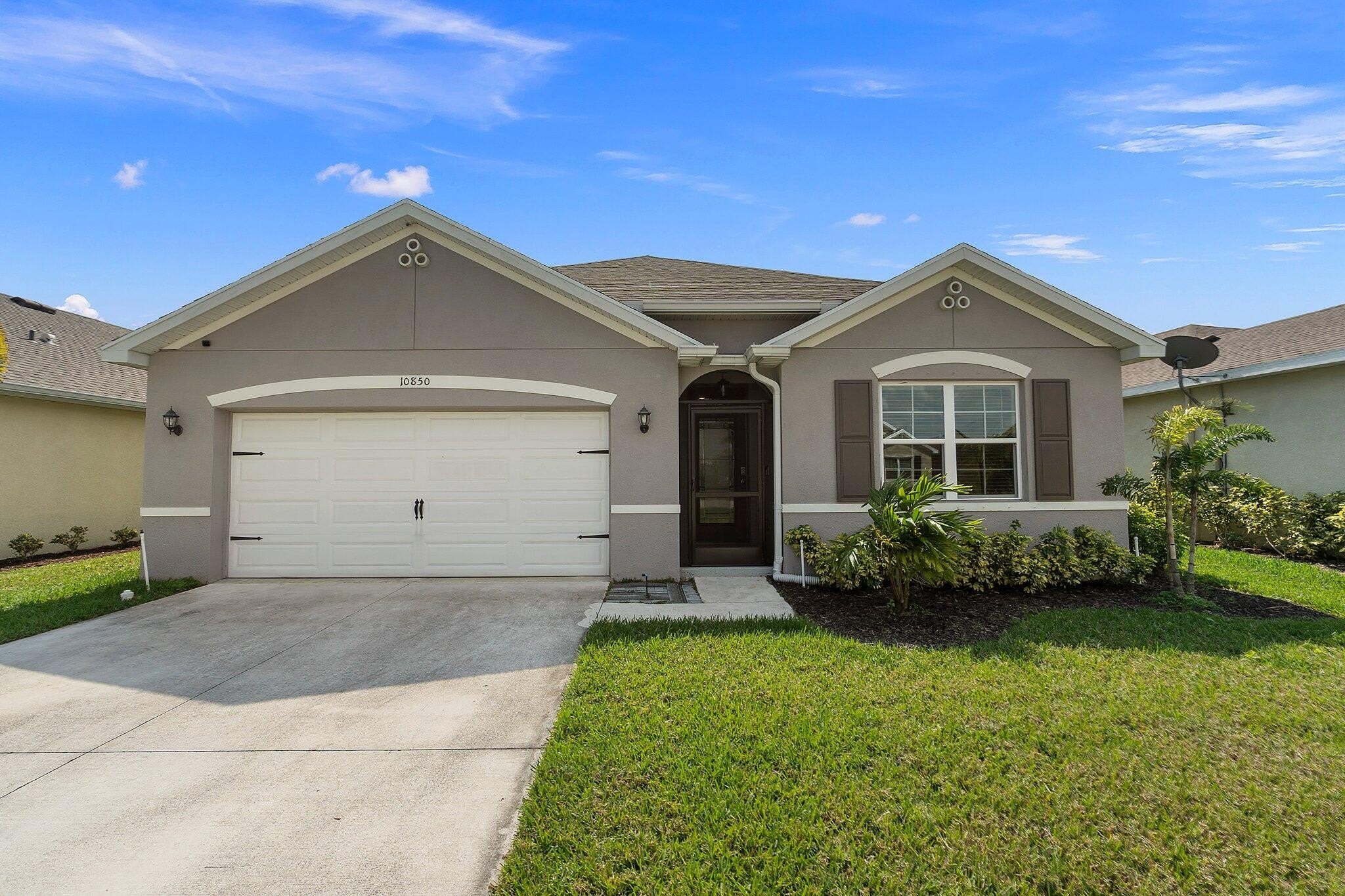 10850 SW Pacini Way – photo 2