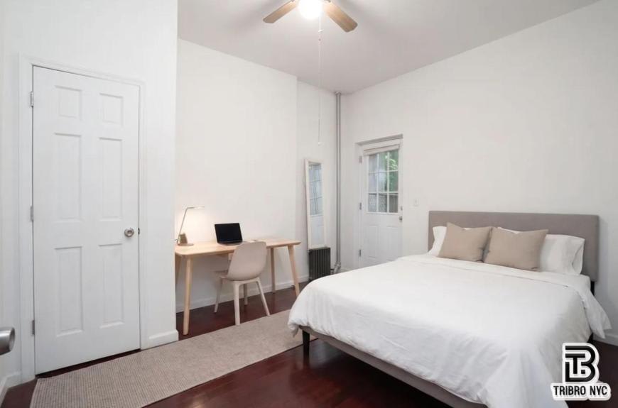 439 Jefferson Ave – photo 5
