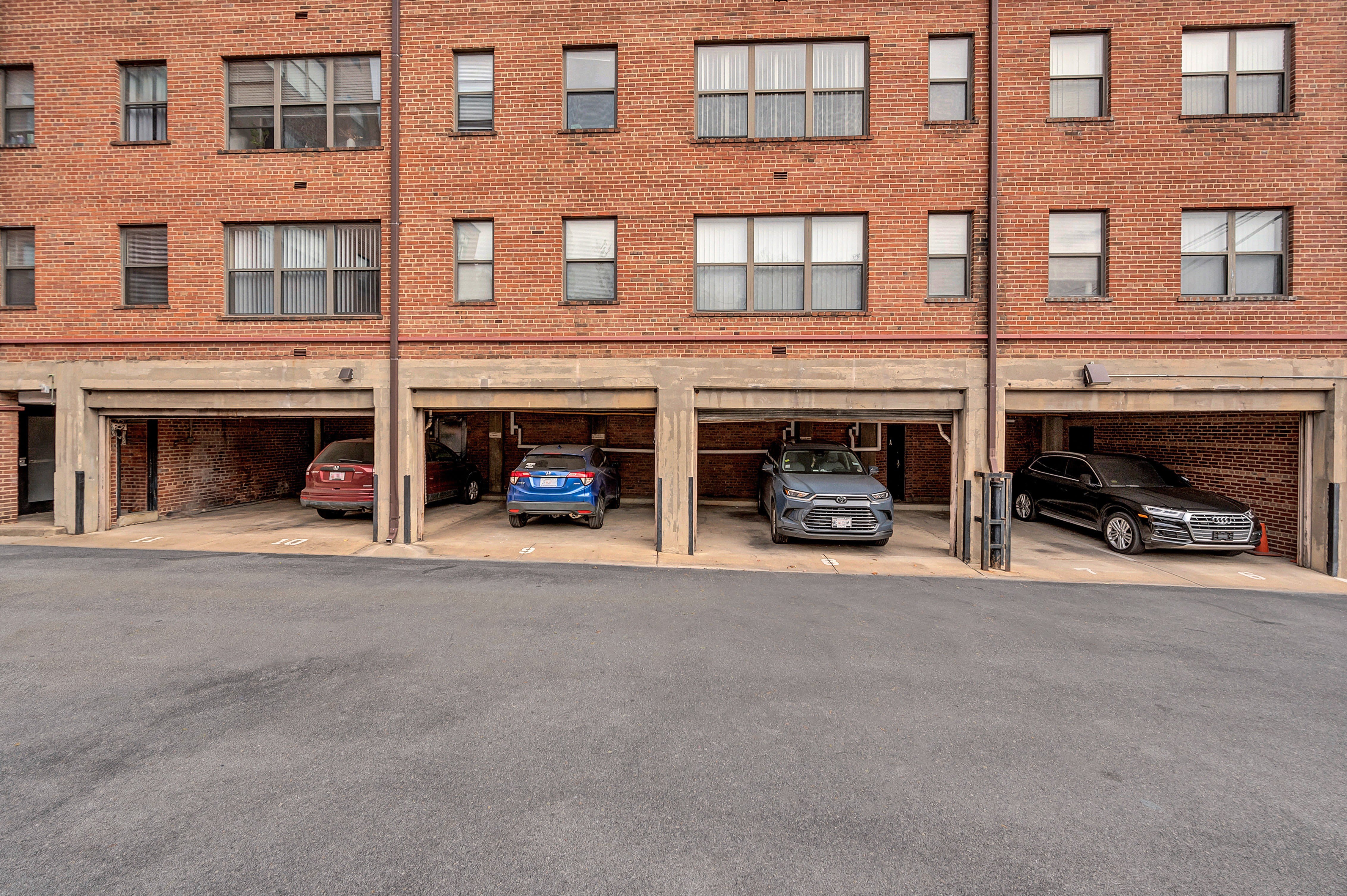 215 C Street – photo 2