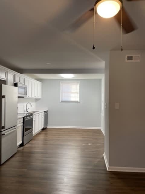 2213 North Hills Drive – photo 2