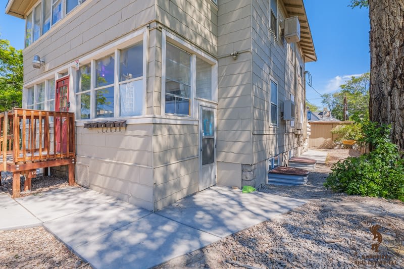910 Rood Avenue 4 – photo 2